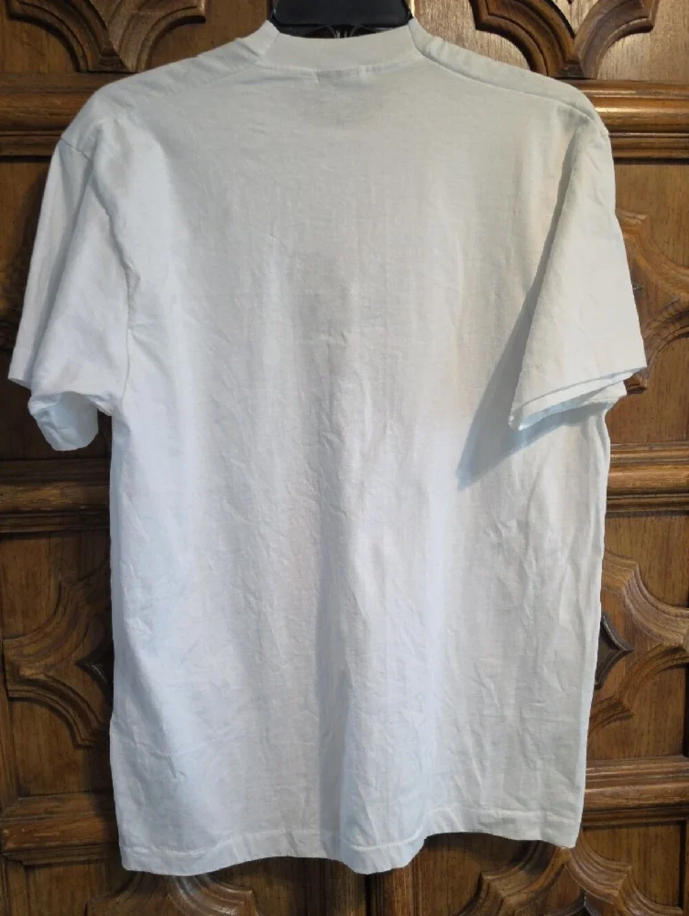 White Cat Face Embroidered T‑Shirt - Size XL